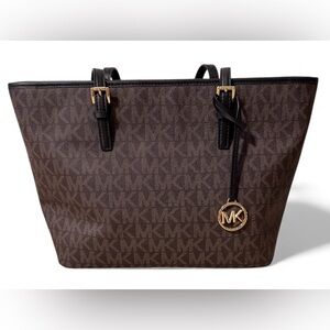 🎄 MICHAEL KORS JET SET CHARM SIGNATURE BLACK/BROWN TOTE